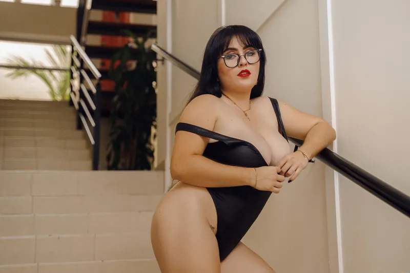 Live sex webcam photo for OrianaNewmann #2371149