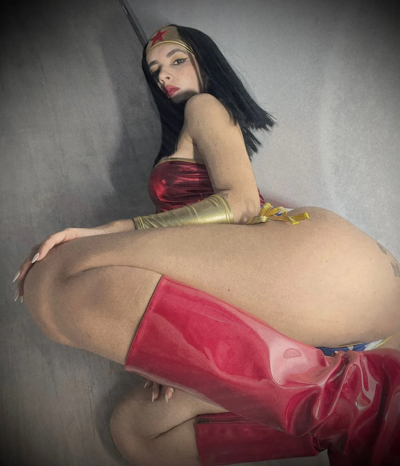 Live sex webcam photo for RayleWilliss #7984572