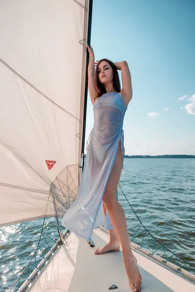 Live sex webcam photo for RenLover #2419775