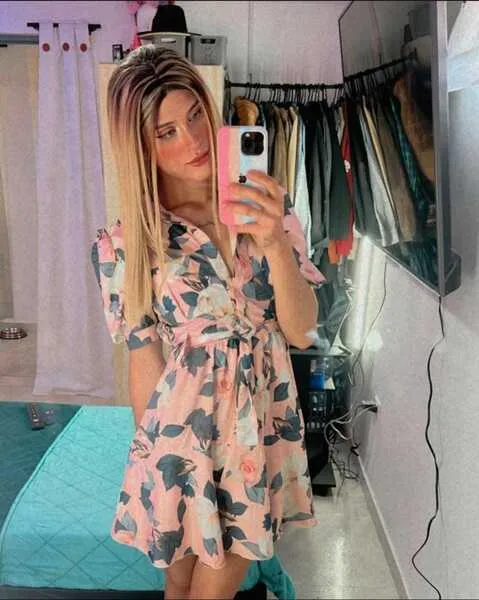 Live sex webcam photo for JulesBennett #3645157