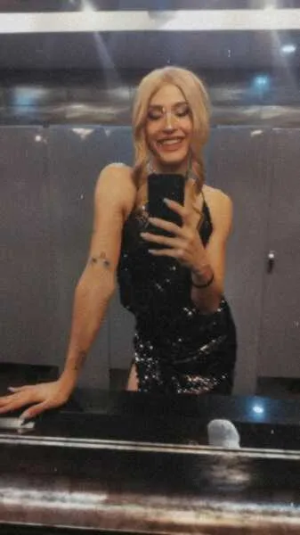 Live sex webcam photo for JulesBennett #3645153