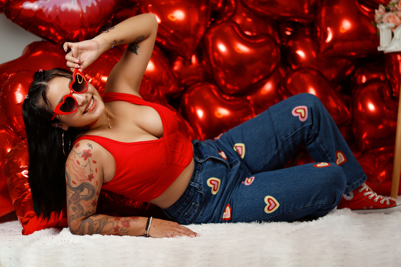 Live sex webcam photo for Junno #4043380