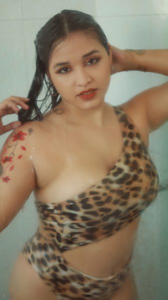 Live sex webcam photo for Junno #4165853