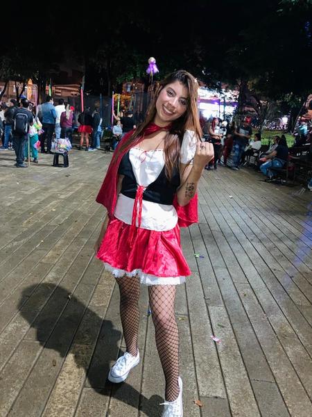 Live sex webcam photo for Kim_Diamond #2745299