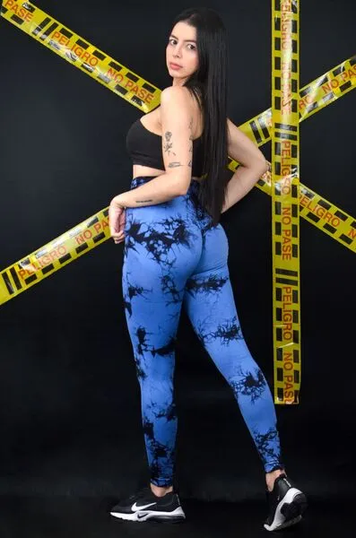 Live sex webcam photo for IsabellaJ #6290097