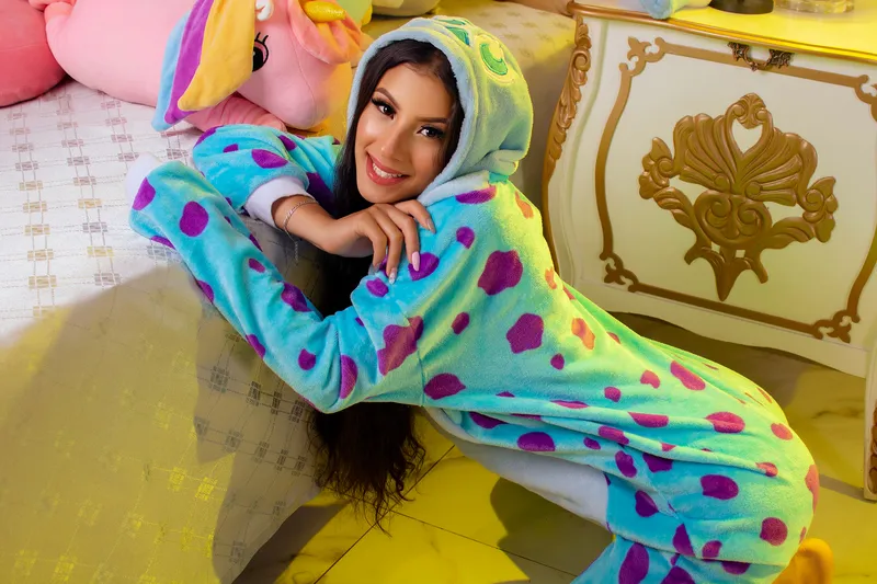 Live sex webcam photo for IsabellaAdamson #3407837