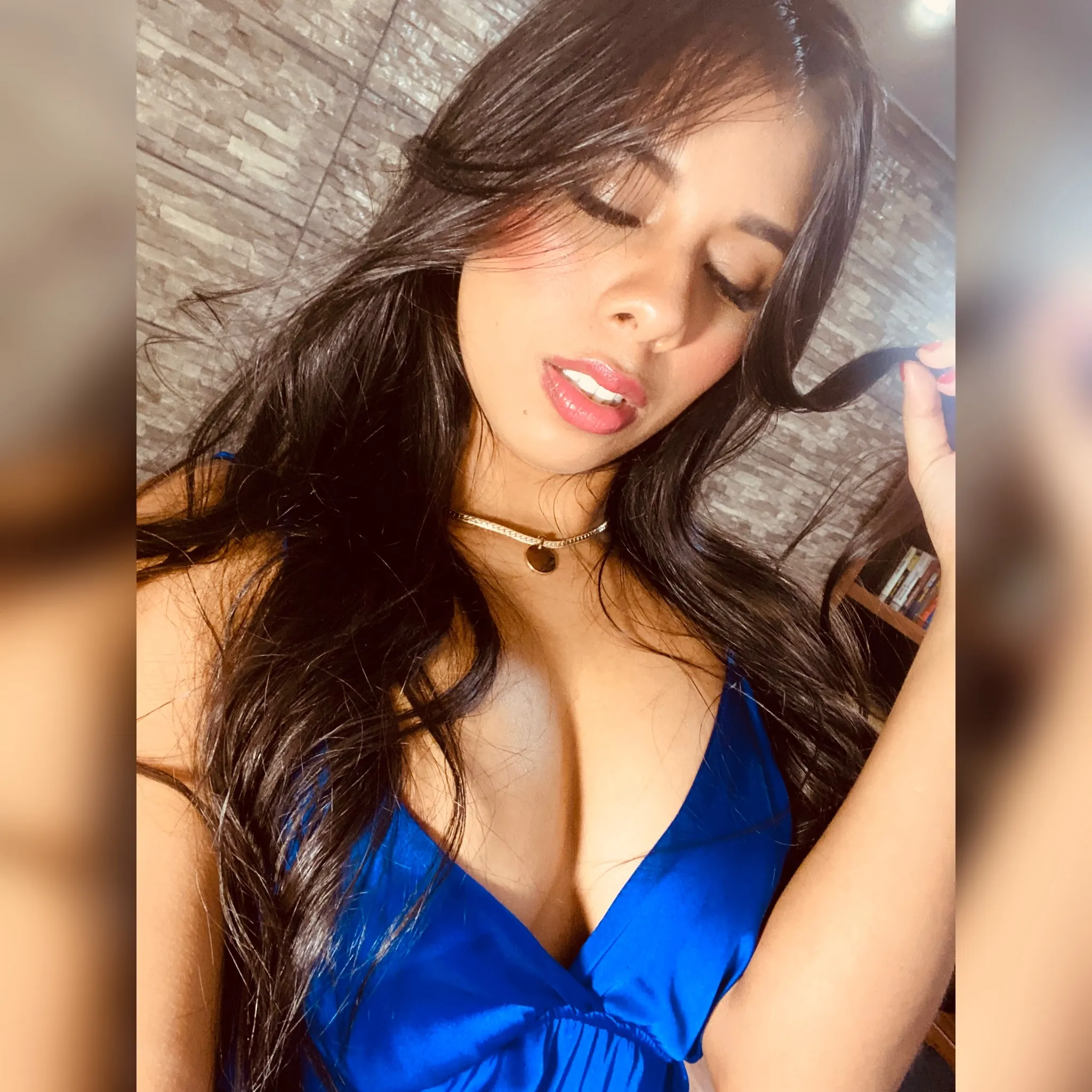 Live sex webcam photo for VioletBeckham #8346362