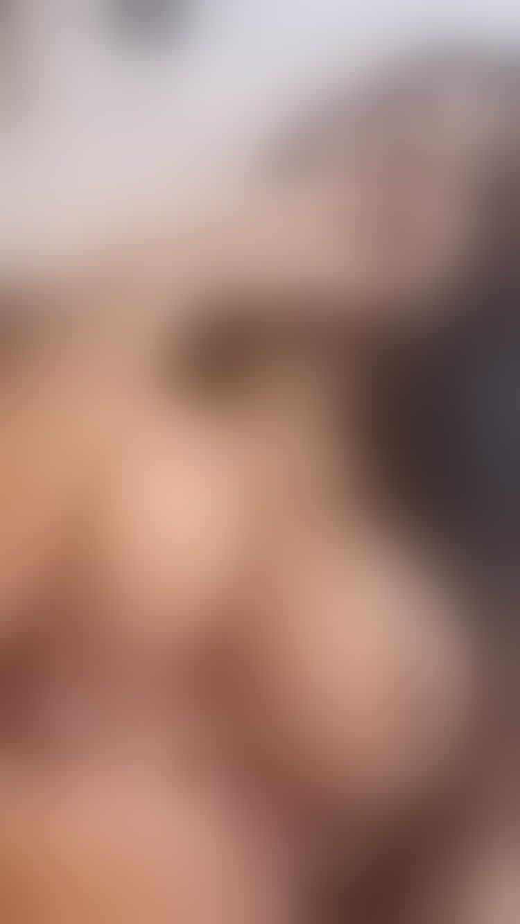 Live sex webcam photo for VioletBeckham #8346660