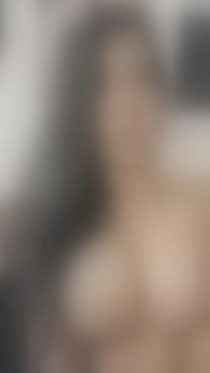 Live sex webcam photo for VioletBeckham #8347081