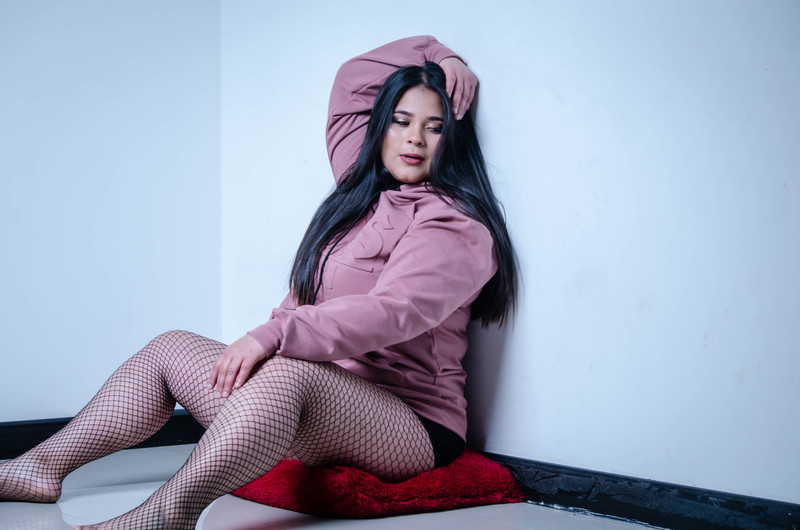 Live sex webcam photo for CamilaFerreira #2371571