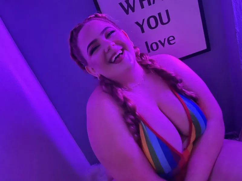 Live sex webcam photo for TaylorRoux #3321717