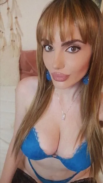 Live sex webcam photo for xCLAUDDIA #3436124