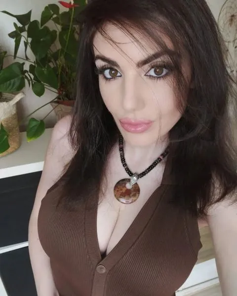 Live sex webcam photo for xCLAUDDIA #3378947