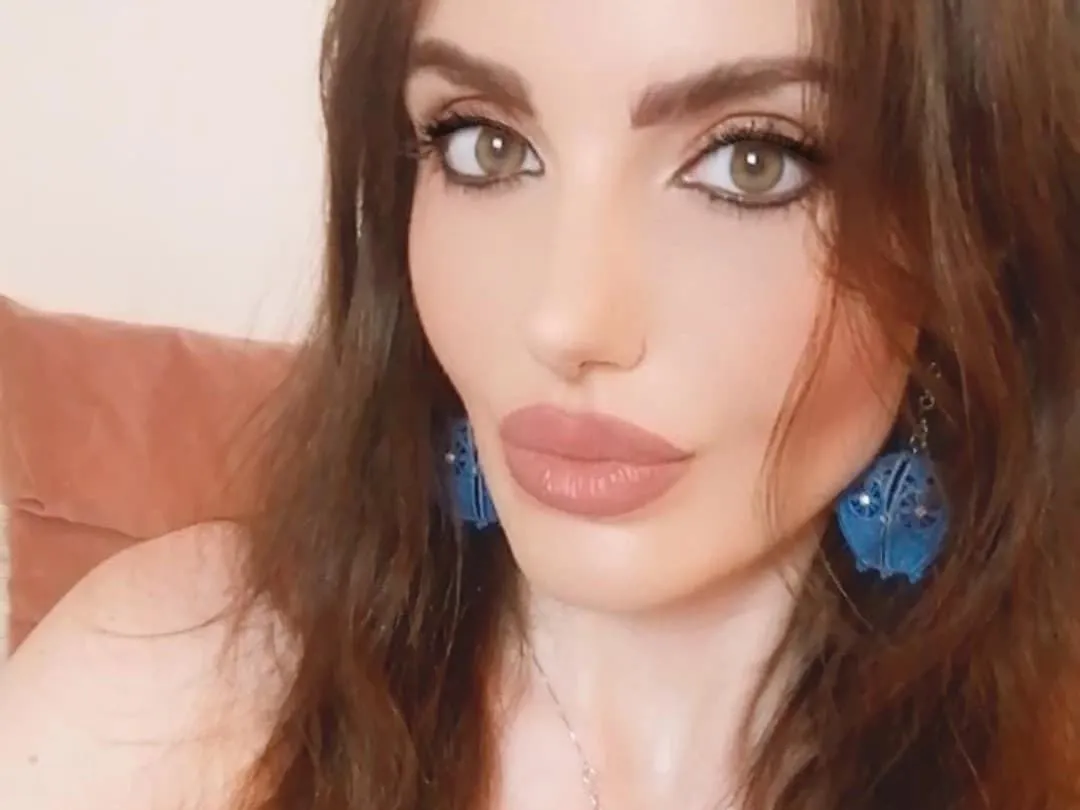 Live sex webcam photo for xCLAUDDIA #4095428