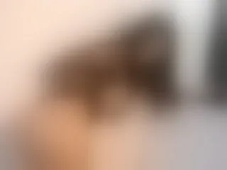 Live sex webcam photo for LaraTaylorr #8362388
