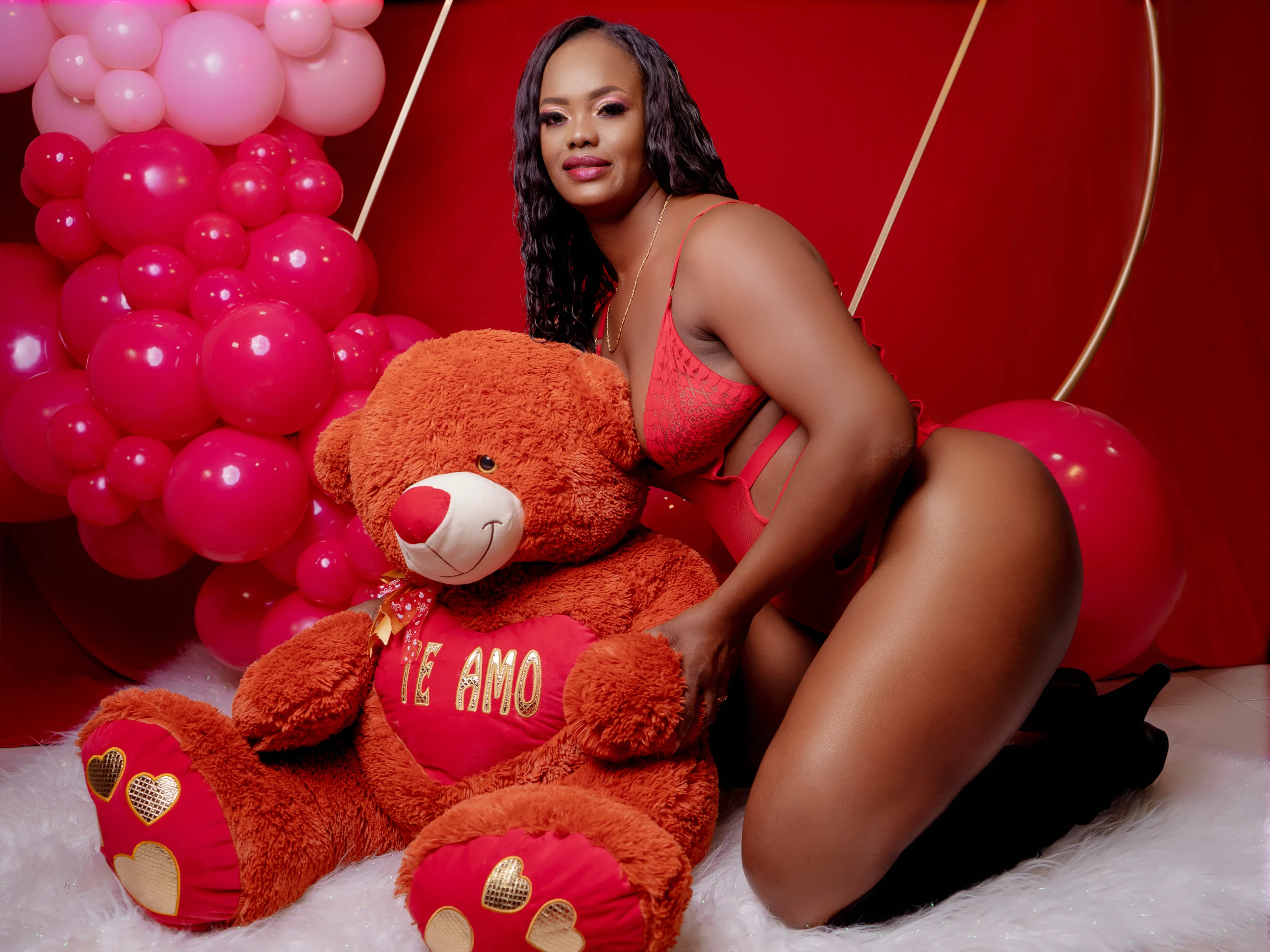 Live sex webcam photo for LauraSaenzz #7817541