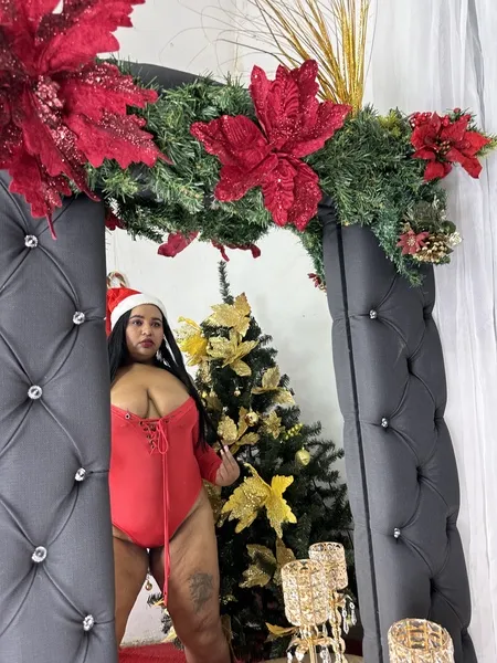 Live sex webcam photo for shenoaparisi #3795226