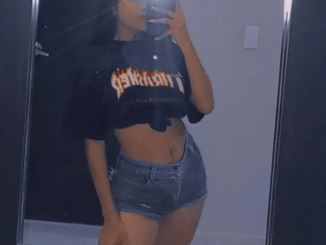 Live sex webcam photo for BrihannaLux #3230382