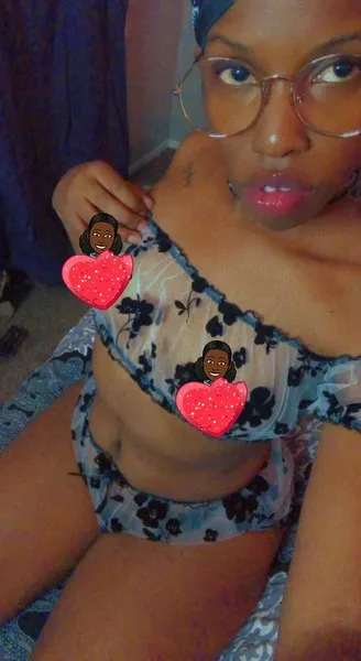 Live sex webcam photo for SunKissedKueen93 #2654734