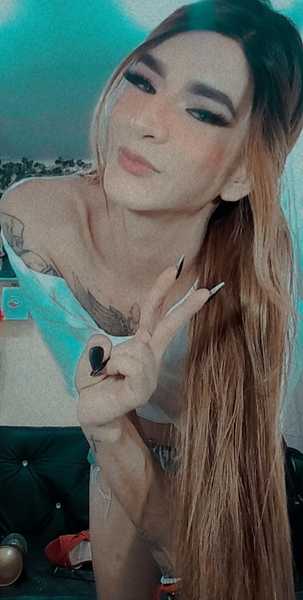 Live sex webcam photo for MillaPoison #2390613