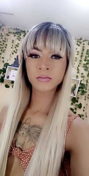 Live sex webcam photo for MillaPoison #2390610