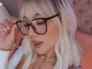 Live sex webcam photo for MadissonRey #8707033