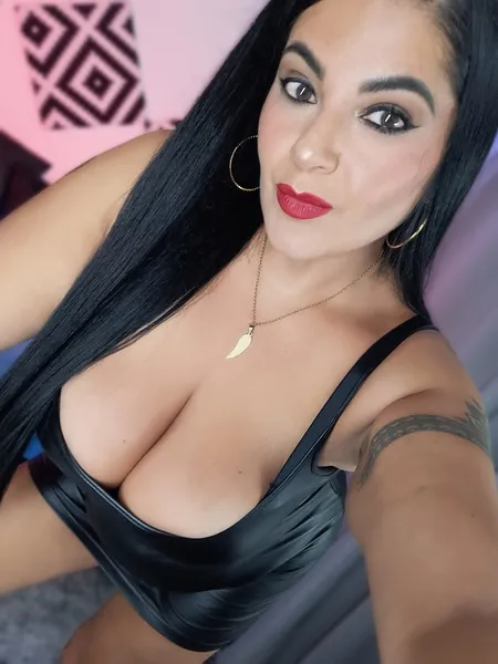 Live sex webcam photo for SaraLevin #7813881