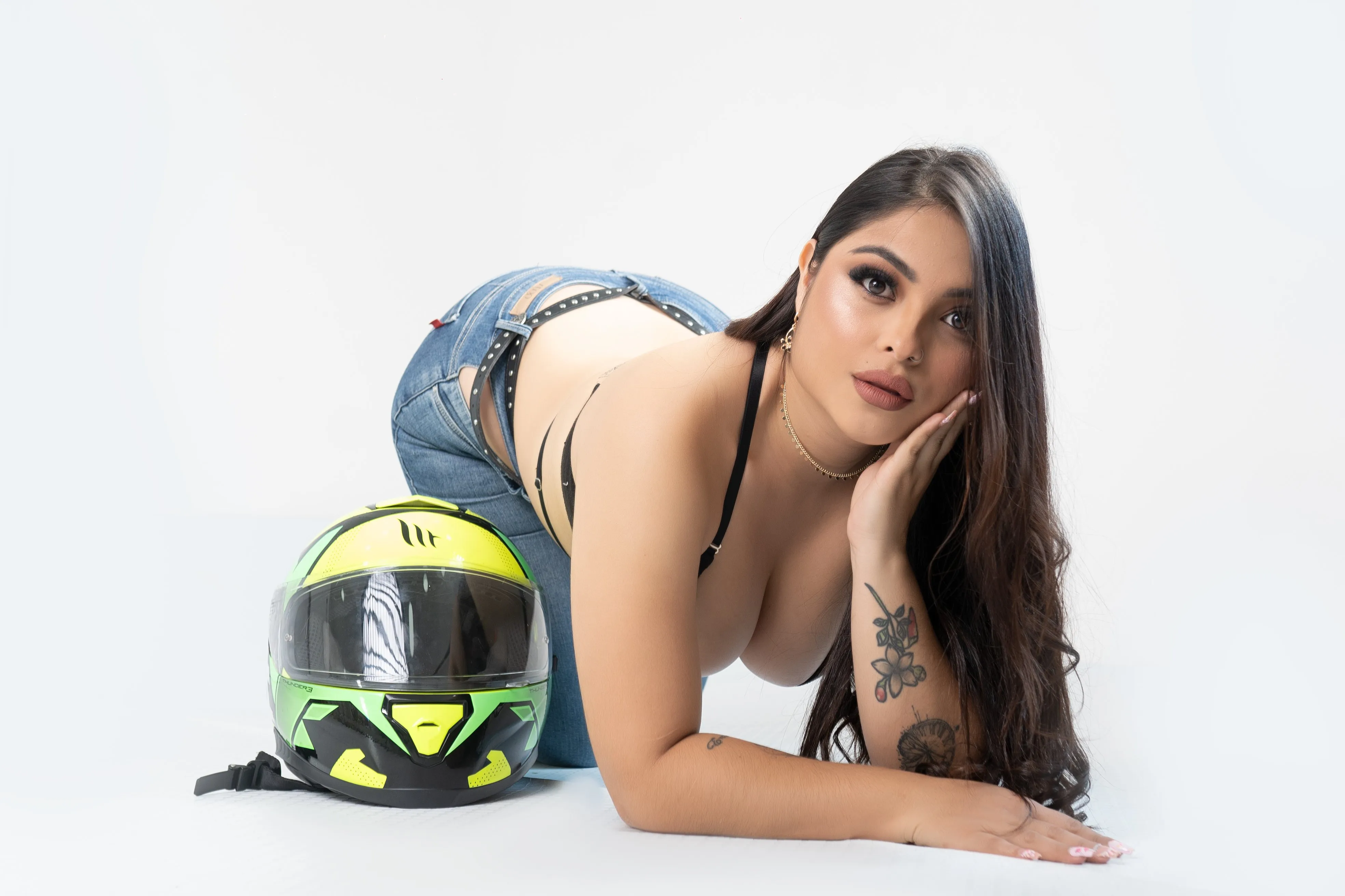 Live sex webcam photo for WhitneyAssor #7342209