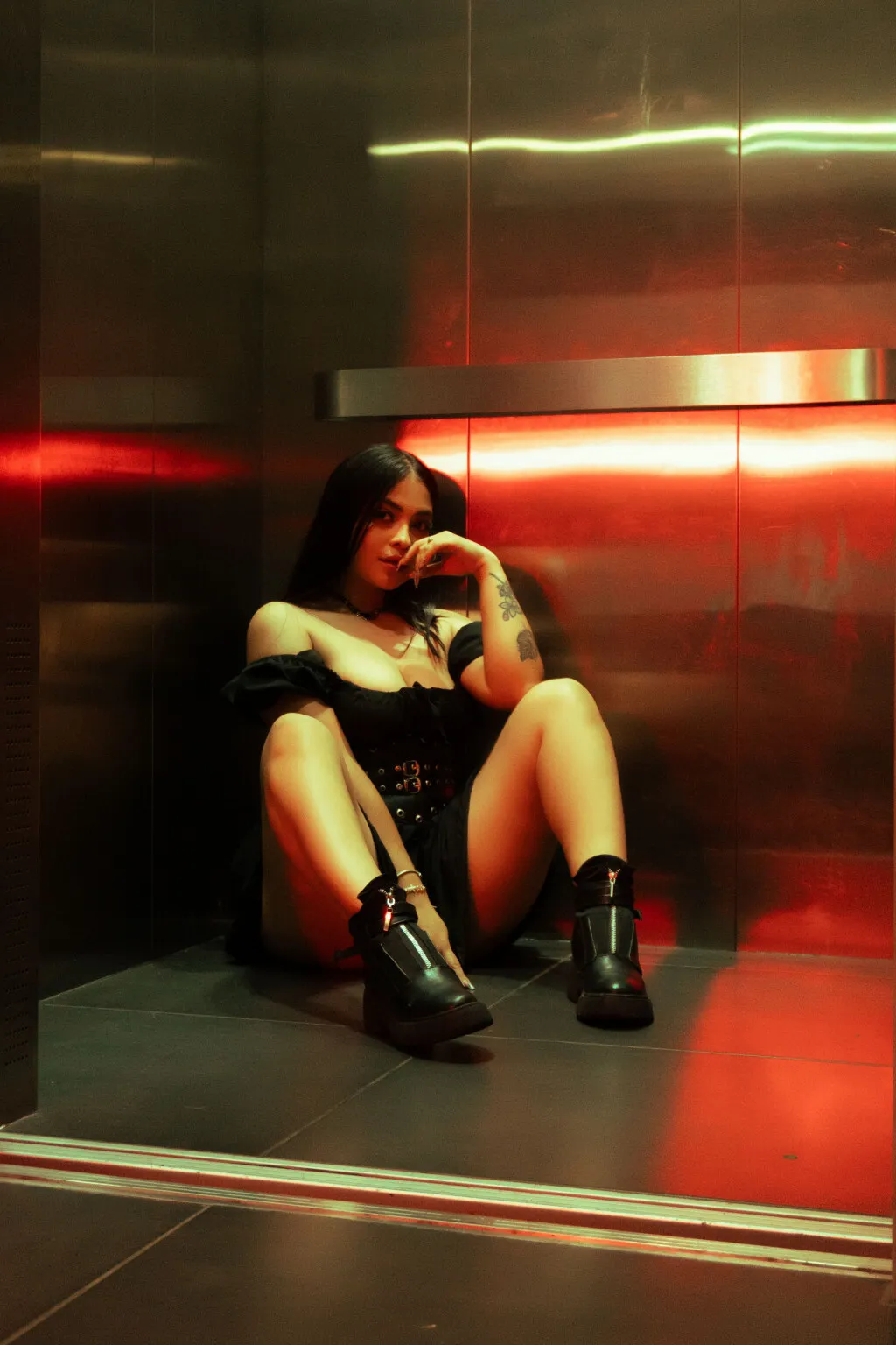 Live sex webcam photo for WhitneyAssor #7342284