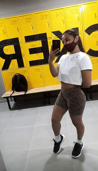 Live sex webcam photo for AleneRicci #2383423