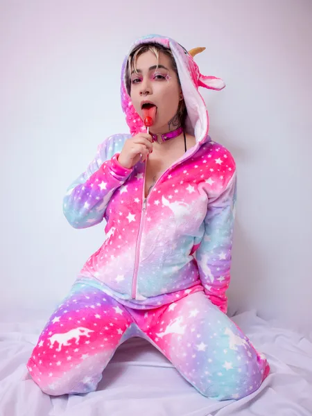 Live sex webcam photo for EmmaPresthon #4205332