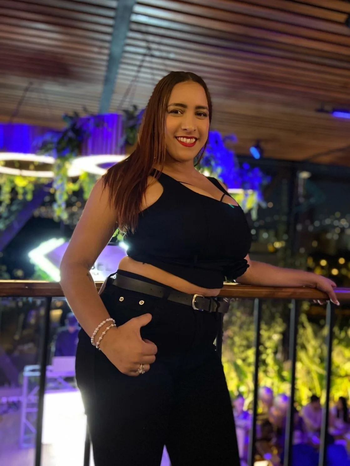 Live sex webcam photo for LuluRagazzi #7868919