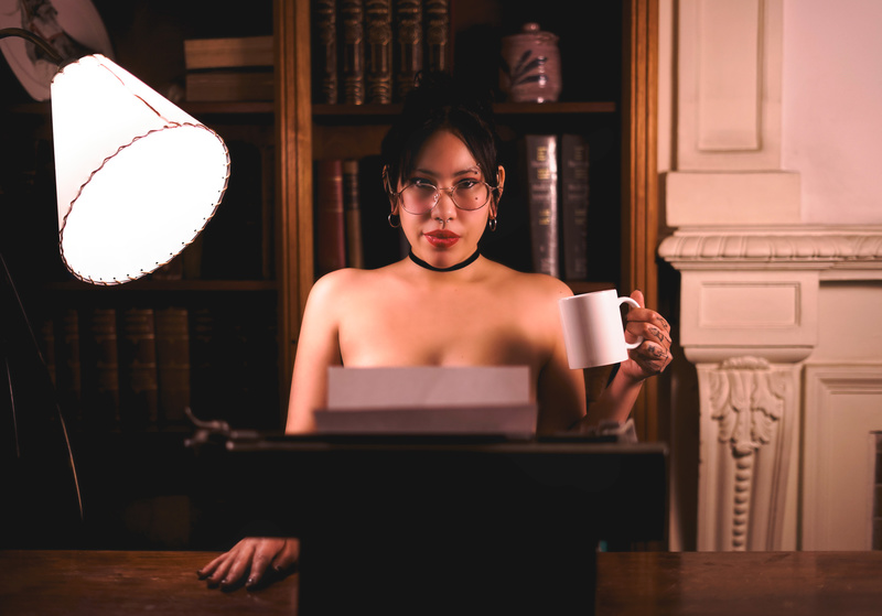 Live sex webcam photo for YokoReese #2528316