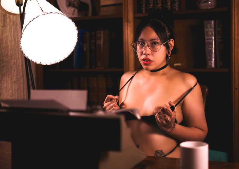 Live sex webcam photo for YokoReese #2528318