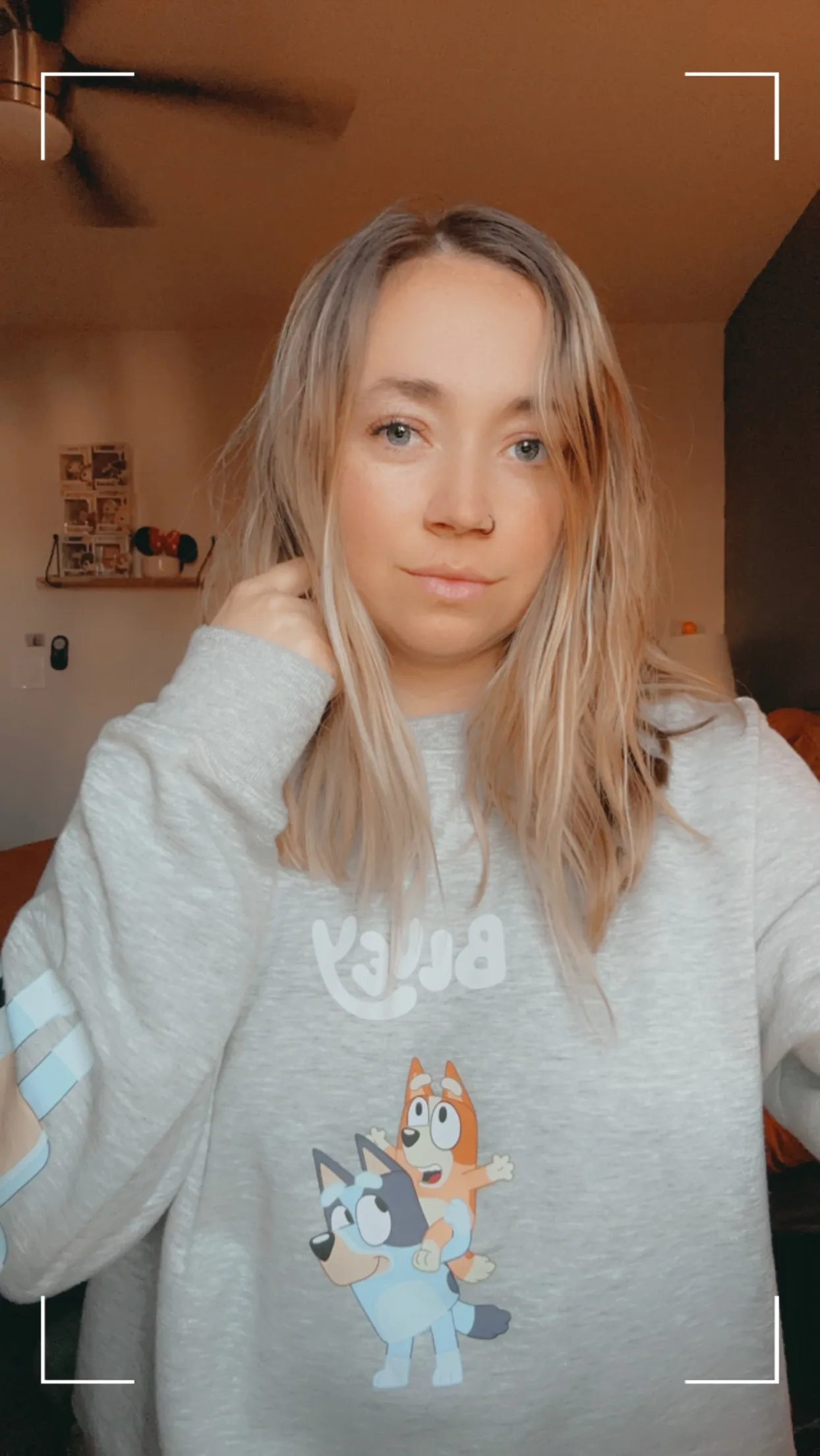 Live sex webcam photo for SkyJonesXO #8027548