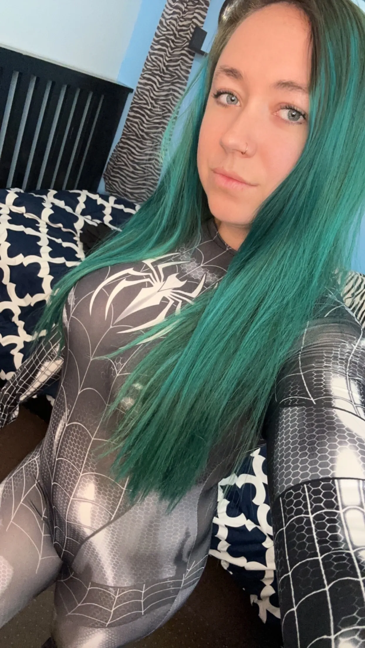 Live sex webcam photo for SkyJonesXO #8027544