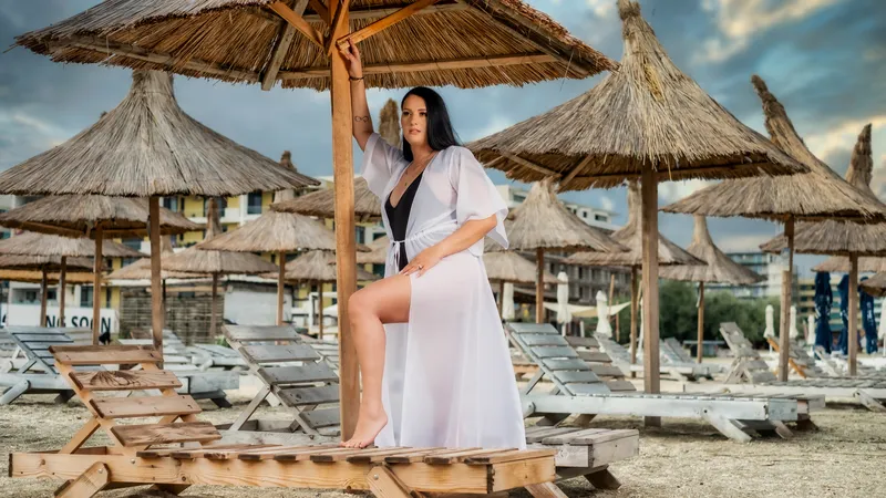 Live sex webcam photo for LaurenJensen #2367944