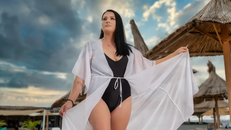 Live sex webcam photo for LaurenJensen #2367942