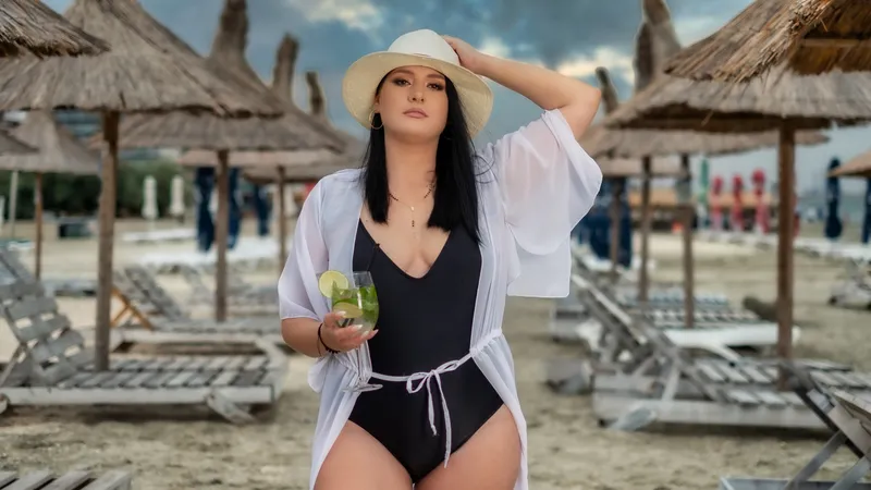 Live sex webcam photo for LaurenJensen #2367951