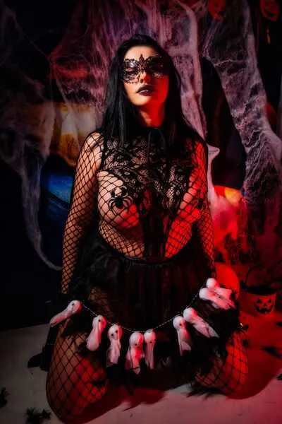 Live sex webcam photo for LaurenJensen #5709270