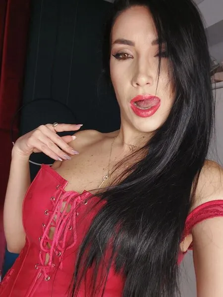 Live sex webcam photo for StassiLyne #7325015