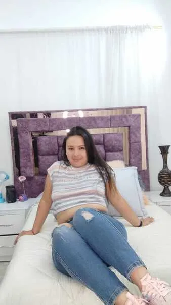 Live sex webcam photo for kattykastro #5403936