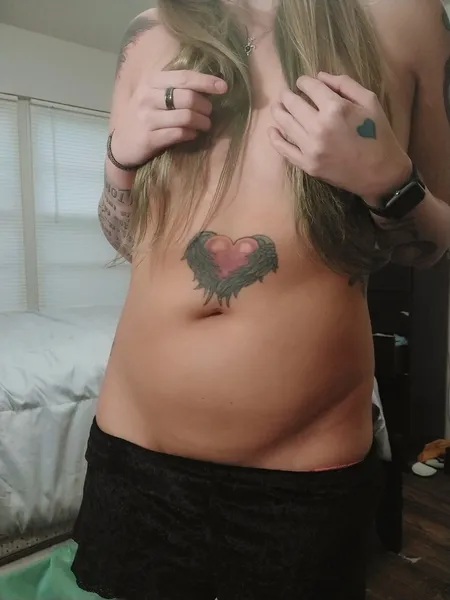 Live sex webcam photo for LacyLoveless #2386545