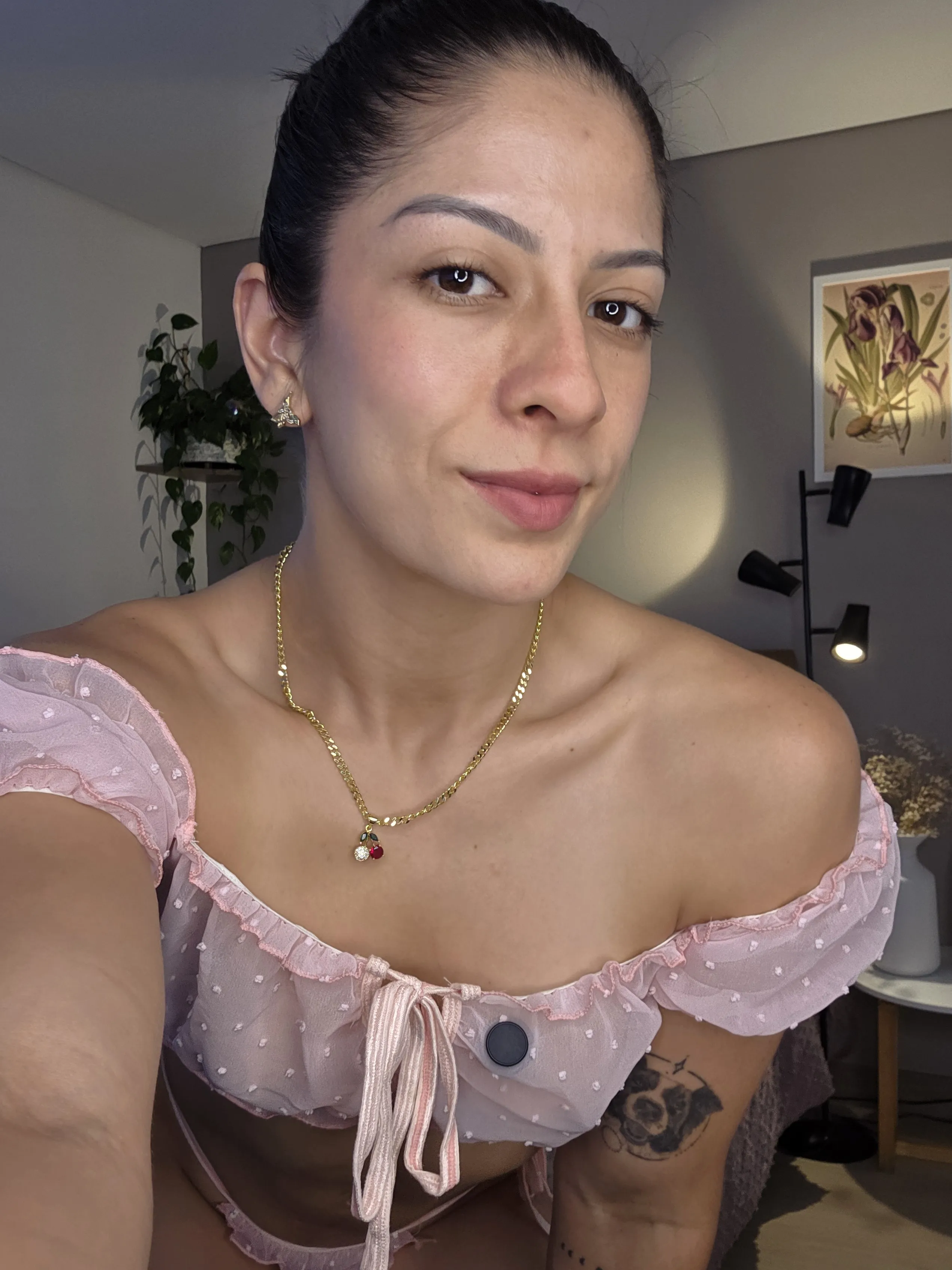 Live sex webcam photo for SarahRayy #8137899