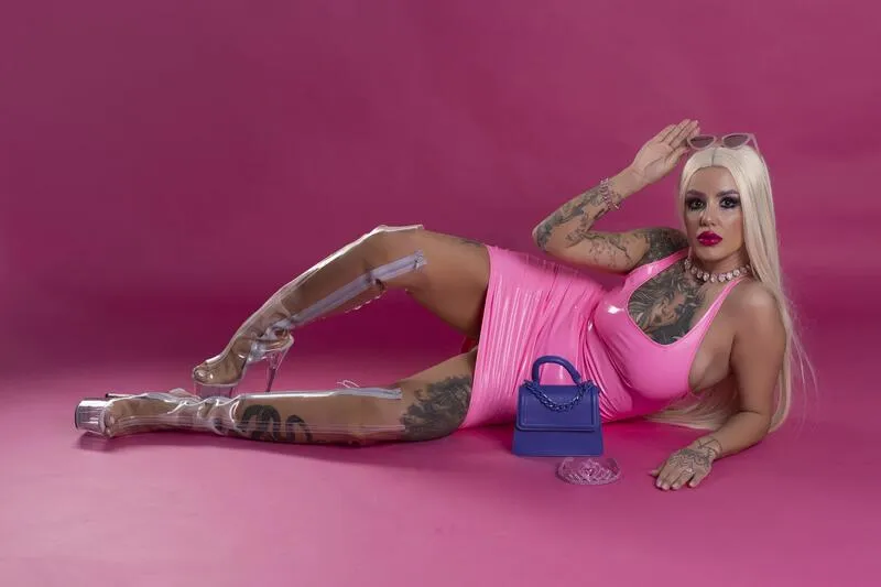 Live sex webcam photo for Shenyqua #5731755