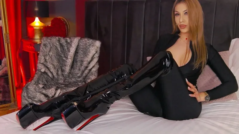 Live sex webcam photo for VickeySpices #7317011