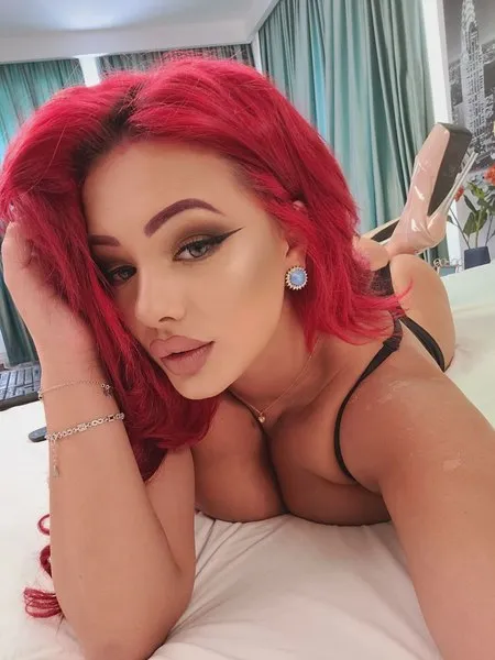 Live sex webcam photo for SoniaDevine #3313067