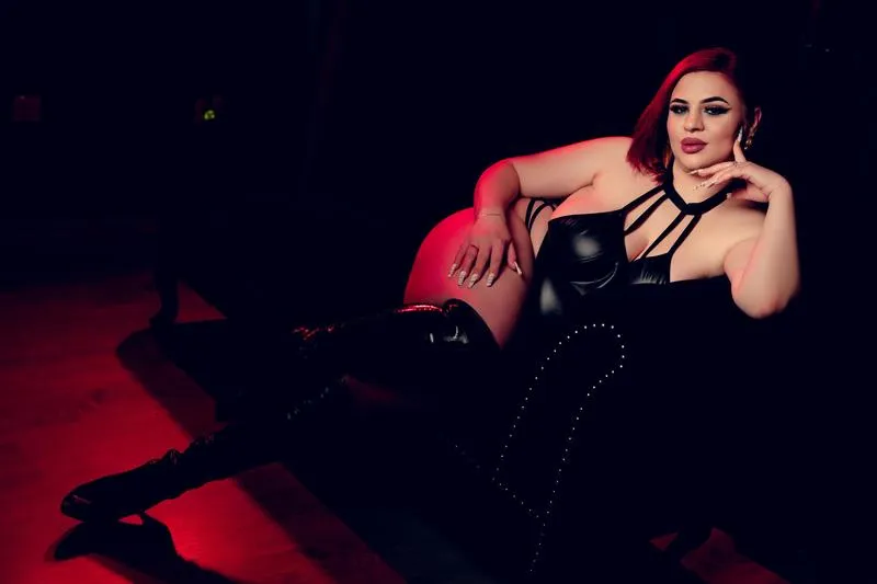 Live sex webcam photo for MiaRow #3149625