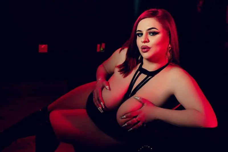 Live sex webcam photo for MiaRow #3149634