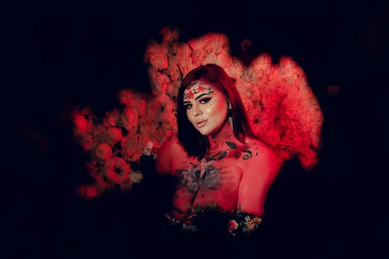 Live sex webcam photo for MiaRow #3068346